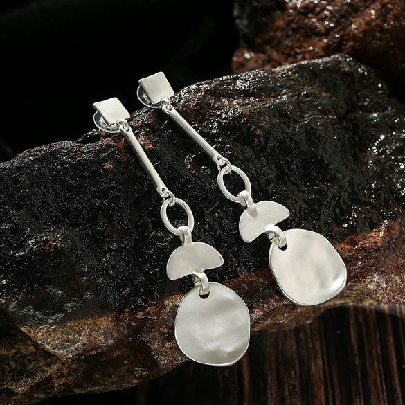 Women's Minimalist Geometric Alloy Long Statement Earrings Fashion Jewelry Ear Pins