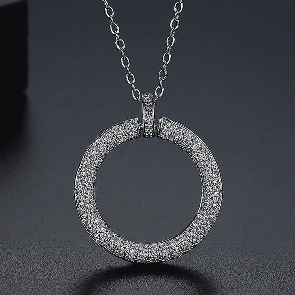 Women's Minimalist Geometric Circle Pendant Necklace With Copper And Zircon Electroplated Cross Chain