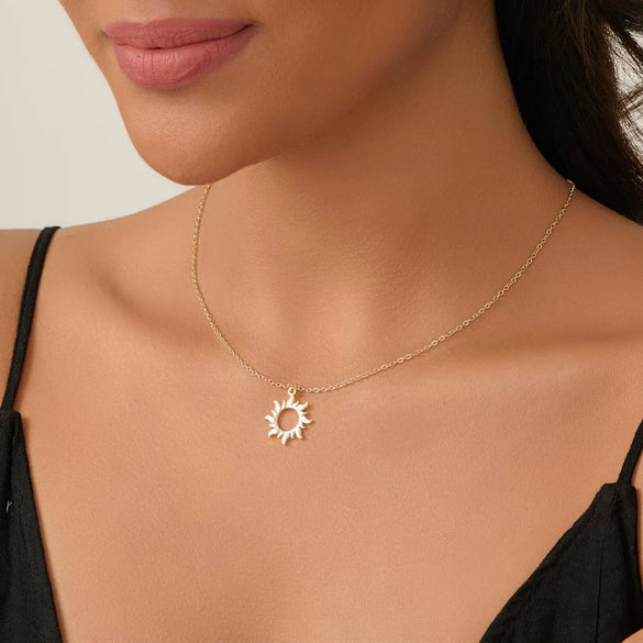 Women's Minimalist Geometric Copper Necklace With Stainless Steel Pendant Bow Sun Moon Evil Eye And Conch Clavicle Chain