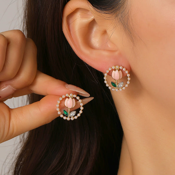 Women's Minimalist Geometric Feather And Pearl Earrings With Electroplated Finish And Stainless Steel Posts