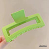Women's Minimalist Geometric Ps Hair Clip With Paint Treatment And Multiclaw Design