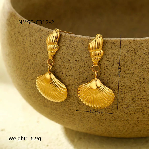 Women's Minimalist Natural Conch Scallop Titanium Steel Electroplated Earrings