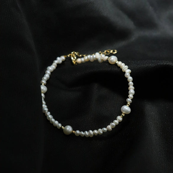 Women's Minimalist Natural Geometric Pearl Adjustable Flat Bead Bracelet With Electroplating