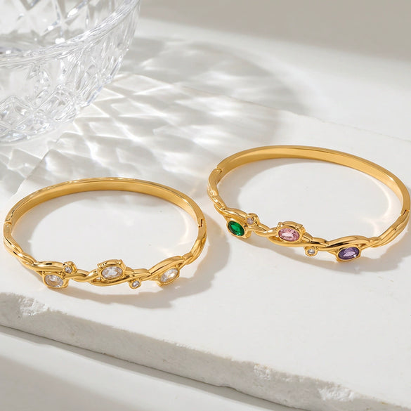 Women's Minimalist Oval Geometric Bracelet With Zircon Accents 18K Gold Plated Stainless Steel Jewelry