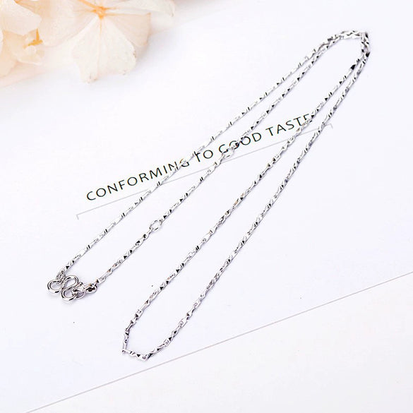 Women's Minimalist Pure Silver Clover Pendant Necklace With Diamond Cut Leaf Design Fashion Clavicle Chain Valentine's Day Gift