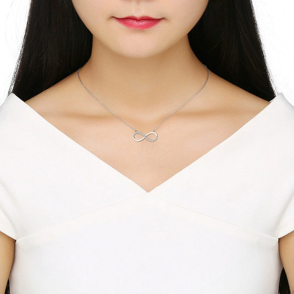 Women's Minimalist S925 Sterling Silver Letter Pendant Necklace With Zircon Inlay Electroplated Jewelry