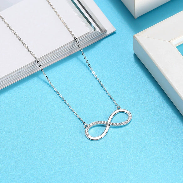 Women's Minimalist S925 Sterling Silver Letter Pendant Necklace With Zircon Inlay Electroplated Jewelry