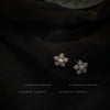 Women's Minimalist Snowflake Zircon Stud Earrings Copper Electroplated Elegant Fashion Earrings With Silver Needle
