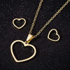 Women's Minimalist Stainless Steel Heart Pendant Necklace With Electroplated Ochain Design
