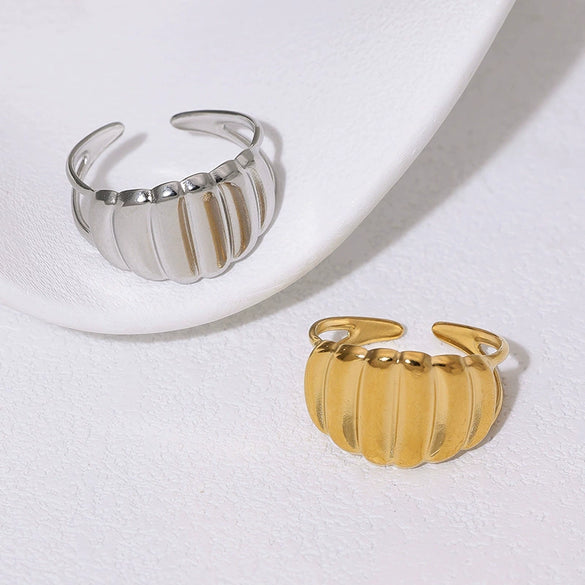 Women's Minimalist Stainless Steel Open Ring With Shell Shape And Electroplated 18K Gold Tone High End Versatile Jewelry