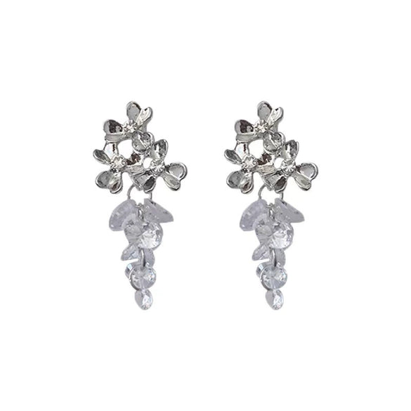 Women's Mixed Materials Fruit Shape Crystal Grape Zirconia Earrings Light Luxury Highend Fashion Allmatch Design Sense Niche Tassel Flower Style