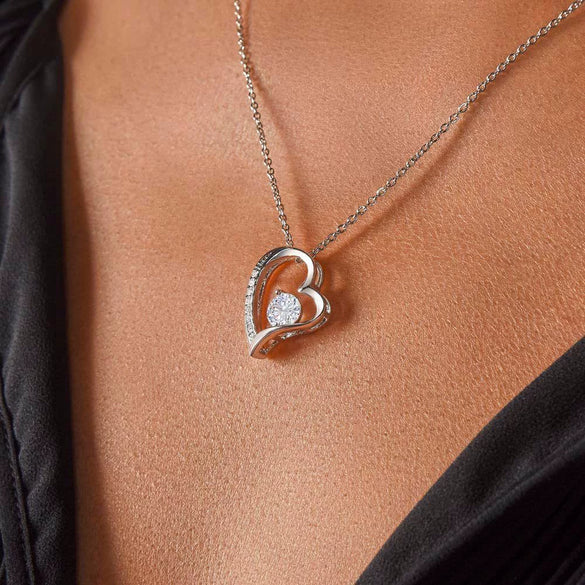 Women's Modern Minimalist Heart Shape Copper Clavicle Chain Necklace With Electroplated Pendant Casual Fashion Gift