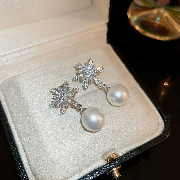Women's Moissanite Snowflake Earrings With Pearl Tassels Alloy Diamond Design And Silver Ear Posts For Festive Christmas Fashion