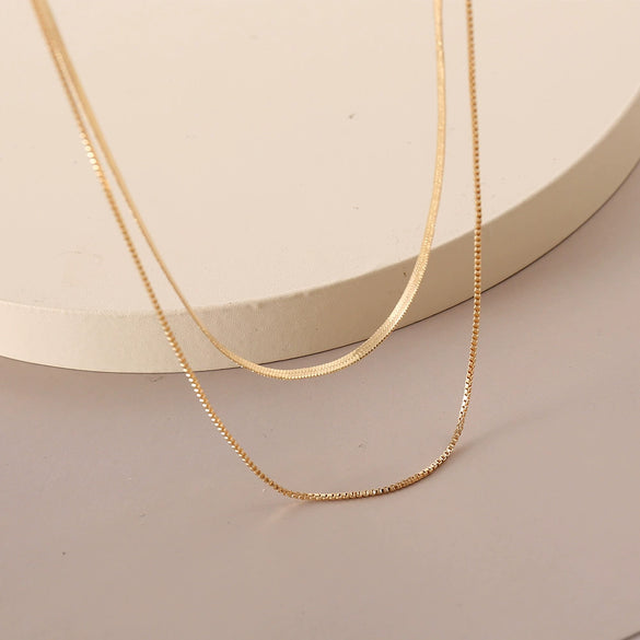 Women's Multi Layer Gold Tone Alloy Snake Bone Chain Necklace Retro Geometric Clavicle Necklace With Electroplated Letter Text Style