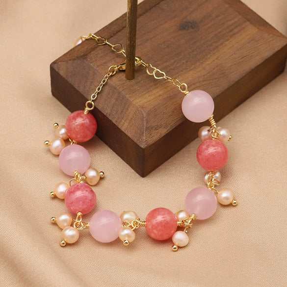Women's Natural Crystal Pearl Bracelet Retro Geometric Style With Pink Crystal Pendant 18K Gold Plated