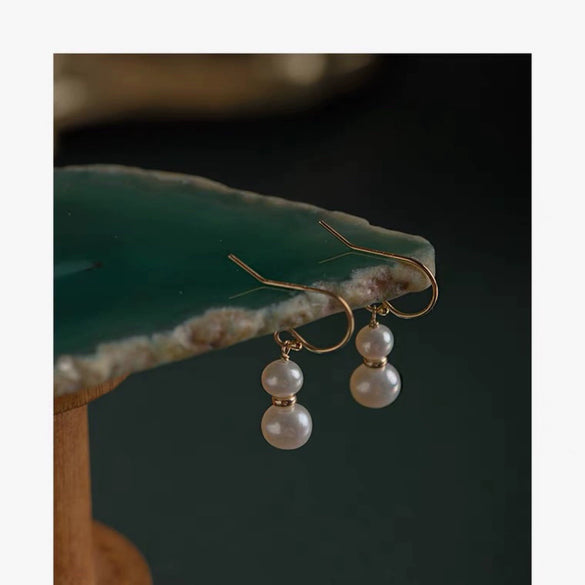 Women's Natural Freshwater Pearl Alien Shape Elegant Earrings