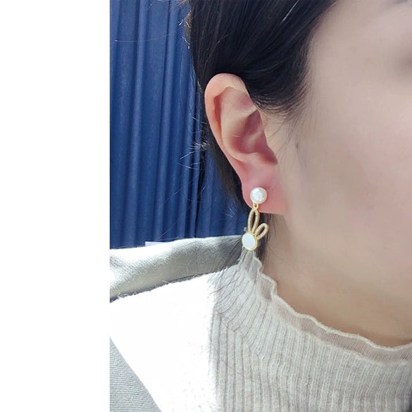 Women's Natural Freshwater Pearl And Sea Shell Oblate Earrings S925 Sterling Silver 18K Goldfilled