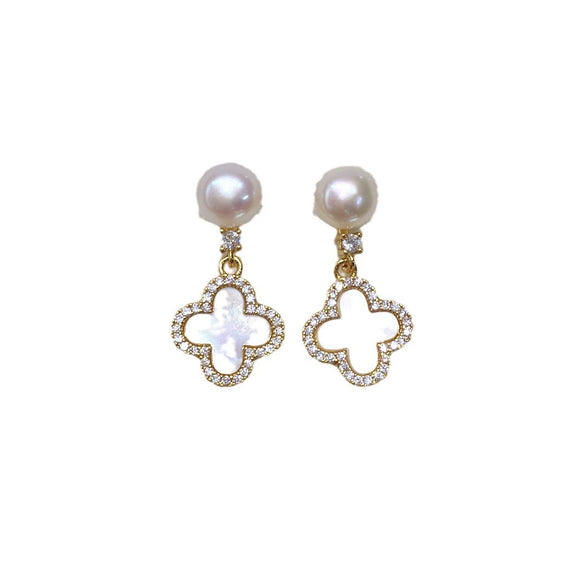 Women's Natural Freshwater Pearl And Seashell Four Leaf Clover Earrings With S925 Sterling Silver Needle