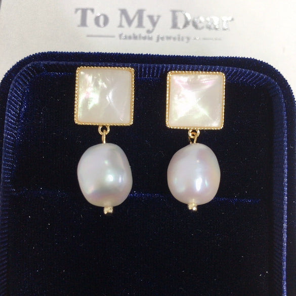 Women's Natural Freshwater Pearl Baroque Alien Shape Alloy Inlaid Semiprecious Stones Earrings