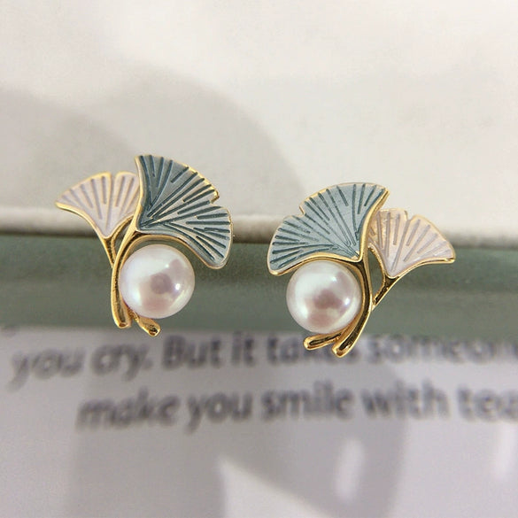 Women's Natural Freshwater Pearl Earrings In S925 Sterling Silver With Oblate Shape