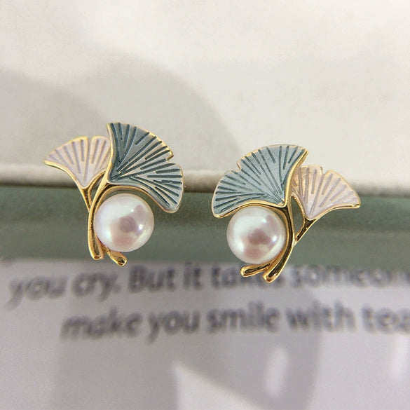 Women's Natural Freshwater Pearl Earrings In S925 Sterling Silver With Oblate Shape