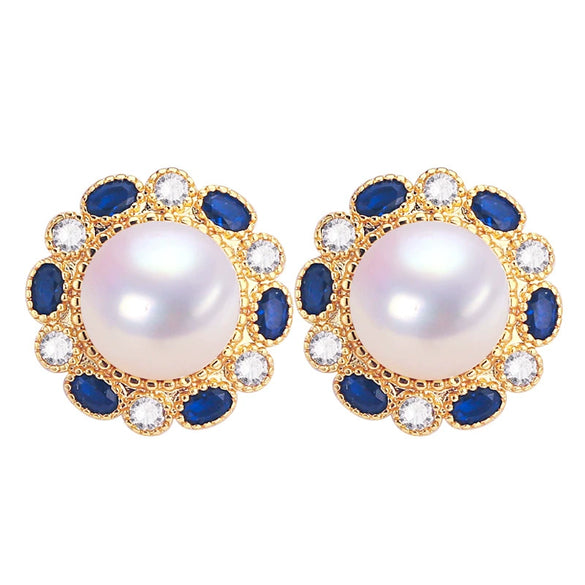Women's Natural Freshwater Pearl Earrings Microinlaid Zircon Retro Elegant Flat Round Shape