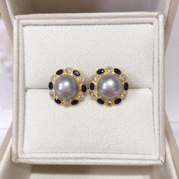 Women's Natural Freshwater Pearl Earrings Microinlaid Zircon Retro Elegant Flat Round Shape