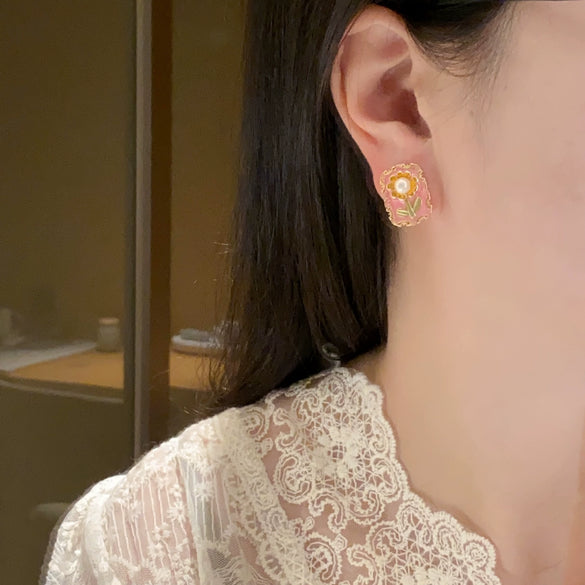 Women's Natural Freshwater Pearl Earrings Retro Oil Painting Style Sunflower Goldfilled Colorpreserving Sterling Silver Oblate Alloy Inlaid With Gemstones