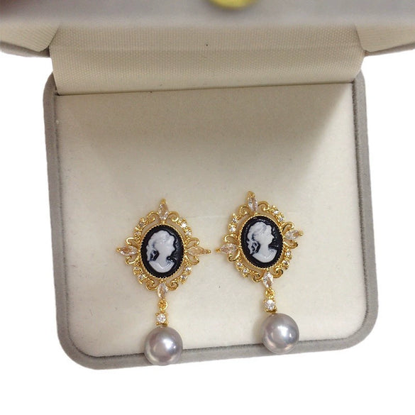 Women's Natural Freshwater Pearl Earrings S925 Sterling Silver Needle 18K Gold Anaglyph Flat Round And Bun Round Shape