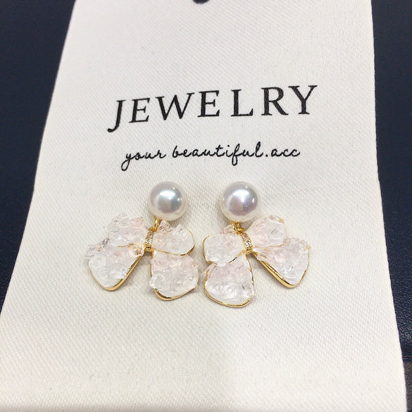 Women's Natural Freshwater Pearl Earrings With Alloy Inlaid Artificial And Semiprecious Stones And Bow Design Oblate Shape
