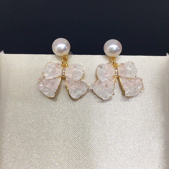 Women's Natural Freshwater Pearl Earrings With Alloy Inlaid Artificial And Semiprecious Stones And Bow Design Oblate Shape