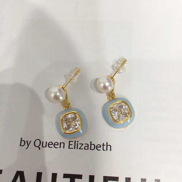 Women's Natural Freshwater Pearl Earrings With Sugar Cube Light Blue Zircon In 18K Goldfilled S925 Sterling Silver Oblate Shape