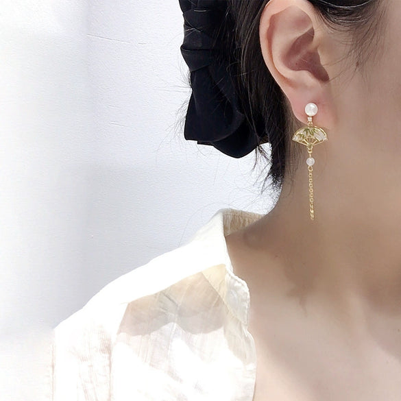 Women's Natural Freshwater Pearl S925 Sterling Silver Fanshaped Bamboo Leaf Tassel Earrings