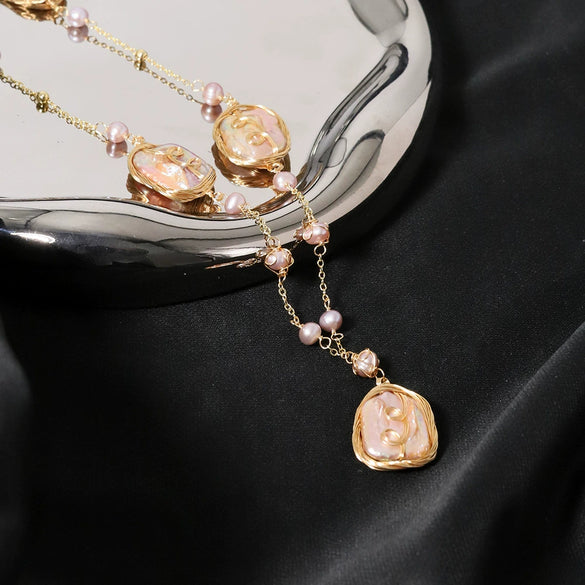 Women's Natural Geometric Copper Freshwater Pearl Clavicle Necklace With Electroplating