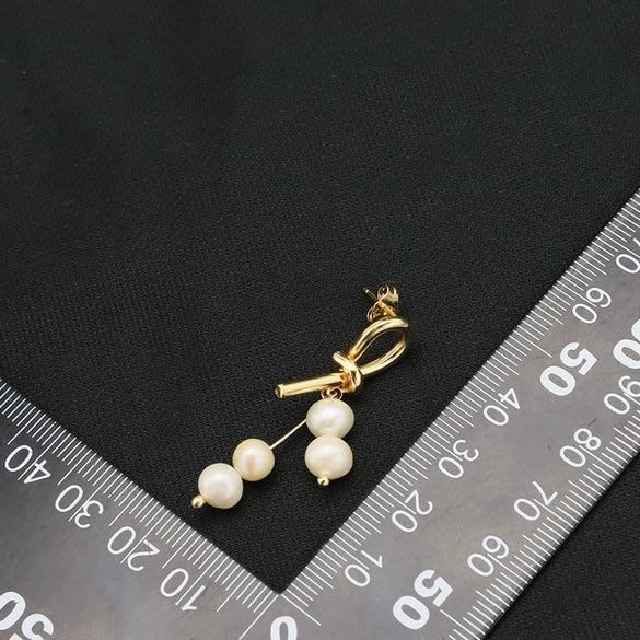 Women's Natural Pearl Geometric Baroque Retro Simple Electroplated Ear Clip Earrings Jewelry