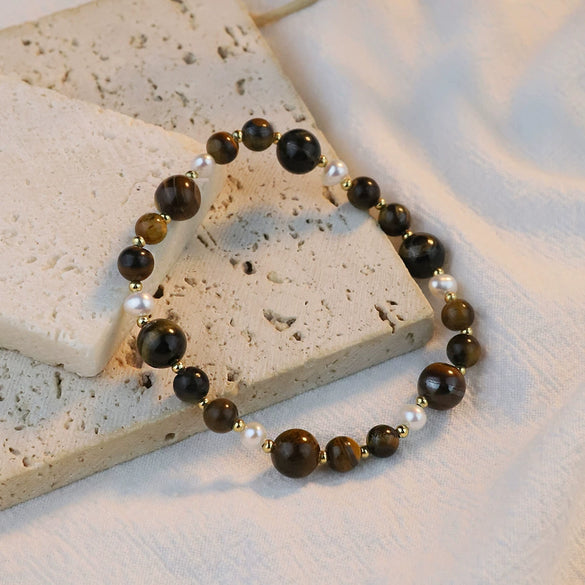 Women's Natural Pearl Handmade Bracelet With Flower And Geometric Patterns Minimalist Style