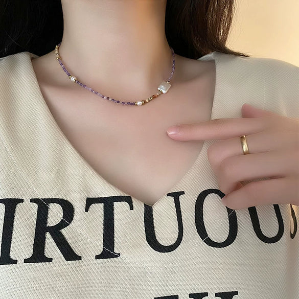 Women's Natural Stone And Titanium Steel Geometric Handmade Baroque Beaded Clavicle Chain Necklace
