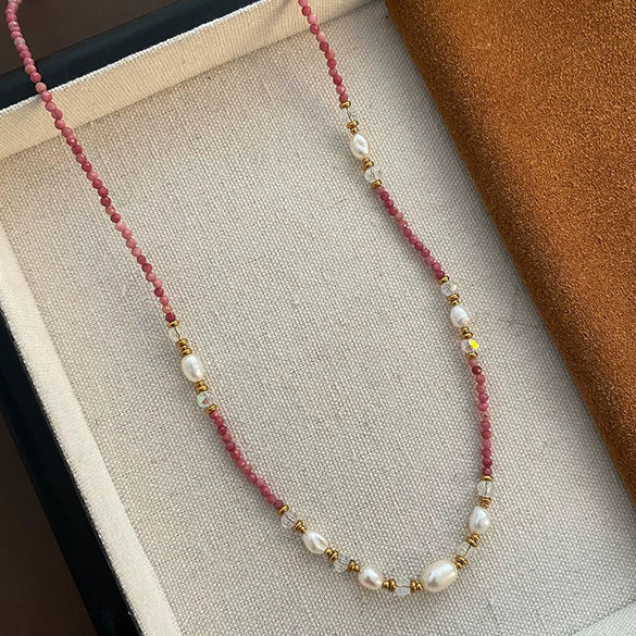 Women's Natural Stone And Titanium Steel Geometric Handmade Baroque Beaded Clavicle Chain Necklace