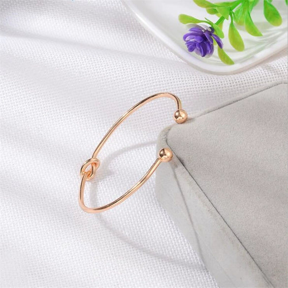 Women's Natural Style Metal Leaf Knotted Open Bracelet Set Electroplated Four Piece Bracelet Collection
