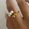 Women's Niche Design Stainless Steel Pearl Ring With Geometric Pattern And Electroplating
