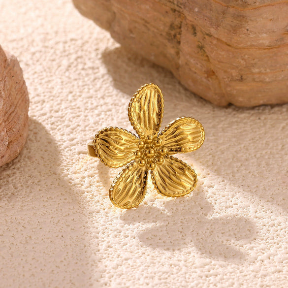 Women's Open Flower Ring In Goldplated Stainless Steel Fivepetal Floral Design With Textured Botanical Style