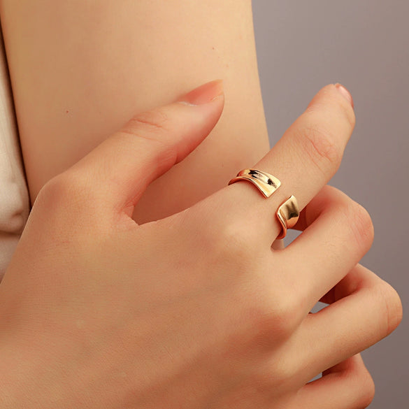 Women's Open Ring Set Alloy Geometric Pattern Electroplating Irregular Pleated Texture Fashionable Cool Style