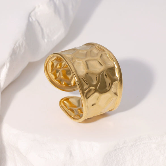 Women's Open Stainless Steel Ring With Water Ripple Light Luxury Style Electroplated