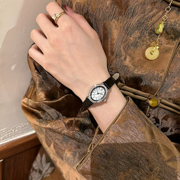 Women's Oval Dial Alloy Case Genuine Leather Strap Stainless Steel Buckle Waterproof Retro Exquisite Watch With Mineral Reinforced Glass Mirror