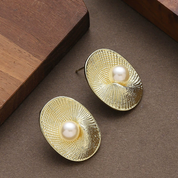 Women's Oval Spiral Texture Pearl Stud Earrings Geometric Copper Design With Ecofriendly Electroplated Finish