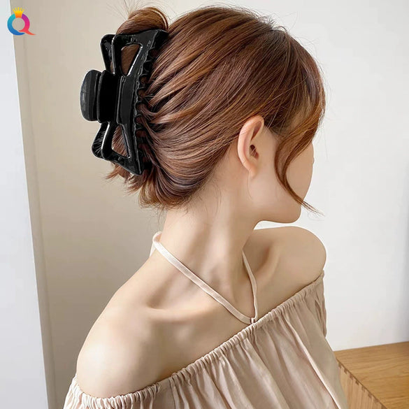 Women's Oversized Frosted Ps Abs Pc Shark Hair Clip Handmade Backofhead Hair Accessory For Stylish Hairstyles