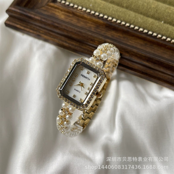 Women's Pearl Alloy Square Vintage Fashion Bracelet Watch With Stainless Steel Buckle And Plain Glass Mirror