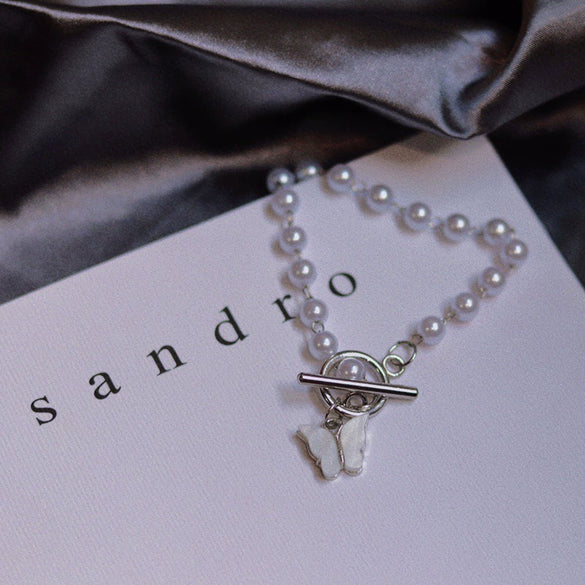 Women's Pearl Butterfly Pendant Bracelet With Geometric Styling Retro Simple Original Design