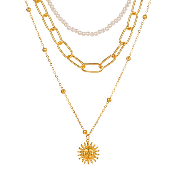 Women's Pearl Necklace With Alloy Love Pendant Geometric Pattern Highend Style