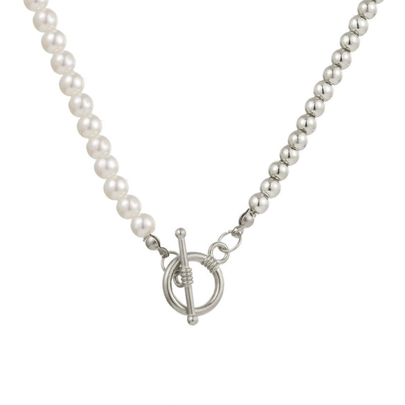 Women's Pearl Necklace With Alloy Love Pendant Geometric Pattern Highend Style